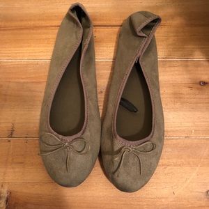 H&M olive ballet flats